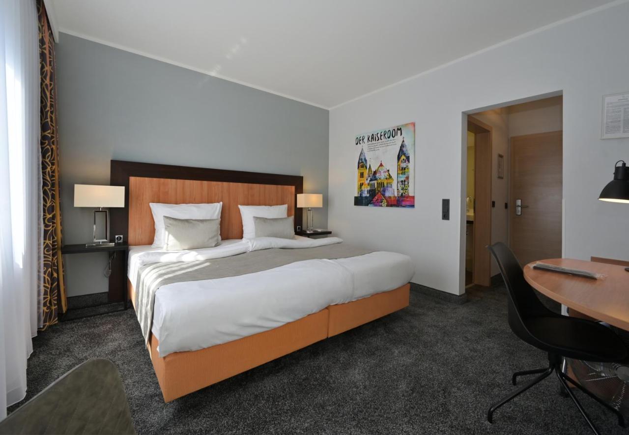 Hotel&living Am Wartturm Hotel 3*