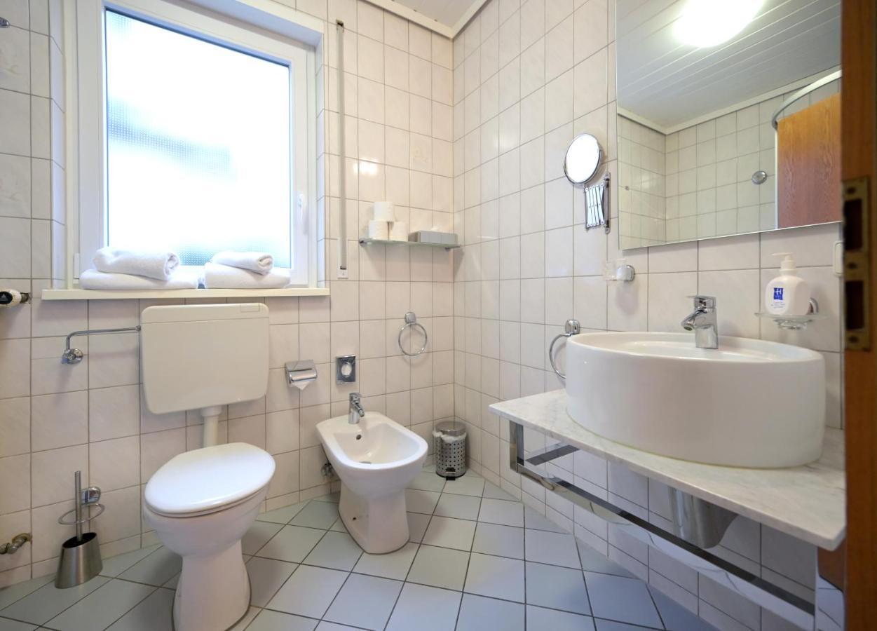 Hotel&living Am Wartturm 3* Speyer
