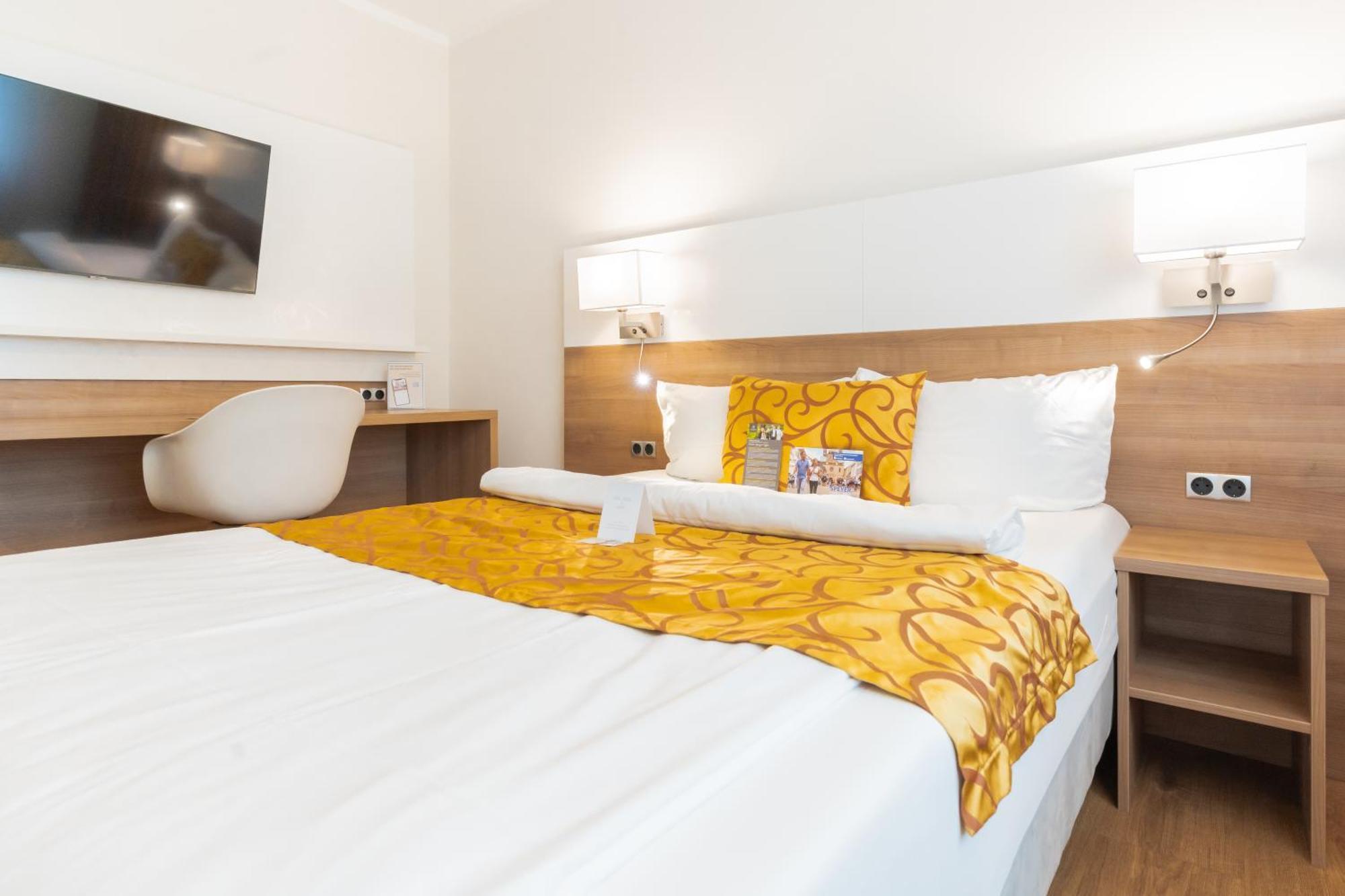 Hotel&living Am Wartturm Hotel Speyer