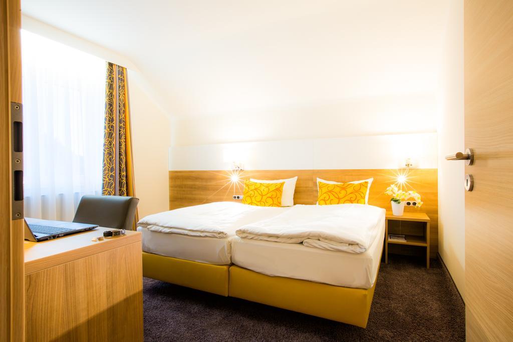 Hotel Hotel&living Am Wartturm Speyer